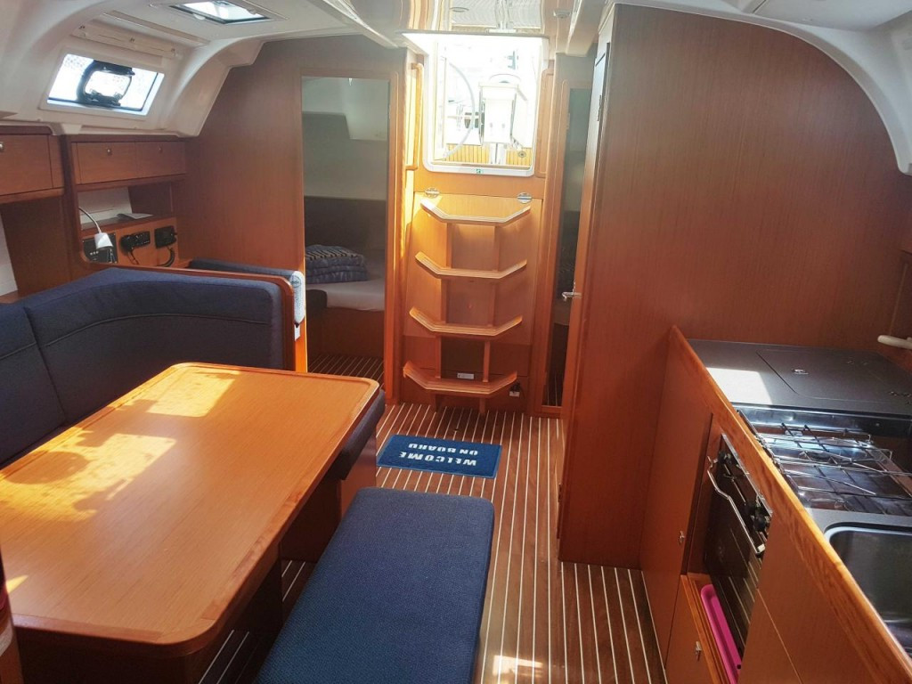 Yacht BAVARIA - Cruiser 41 "Željana III"