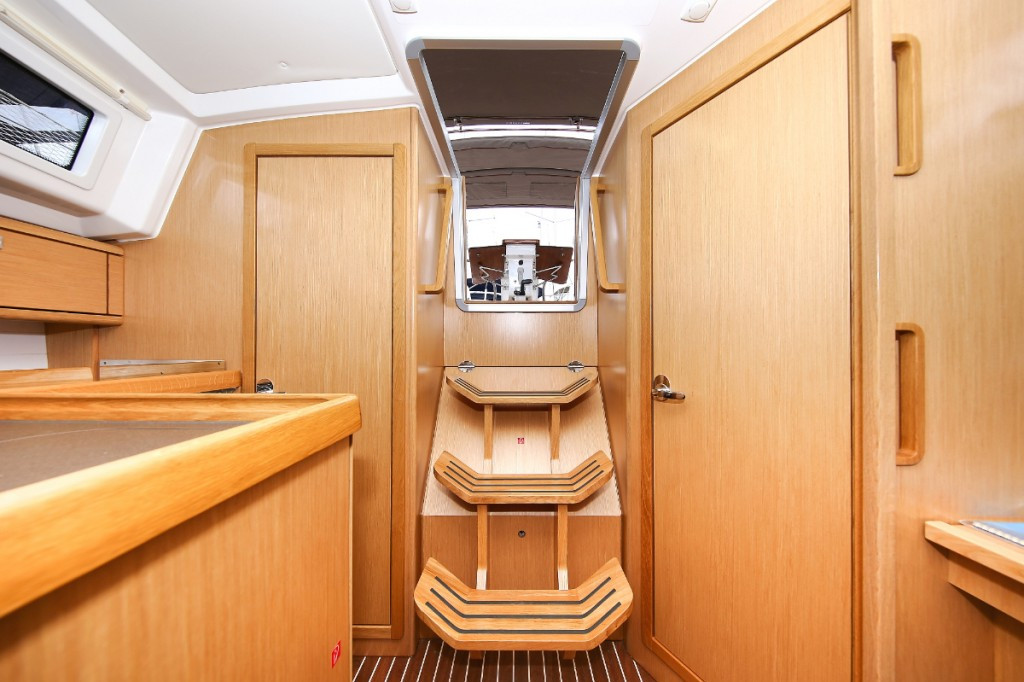 Yacht BAVARIA - Cruiser 34 "Chiara"