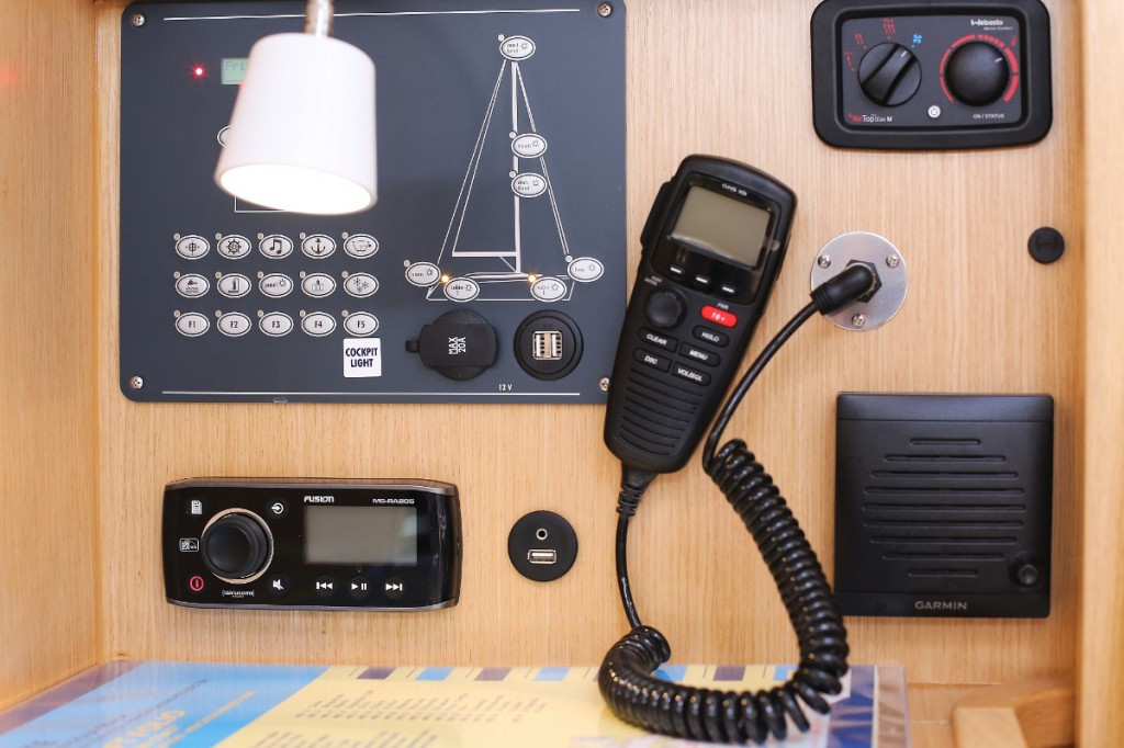 Yacht BAVARIA - Cruiser 34 "Chiara"