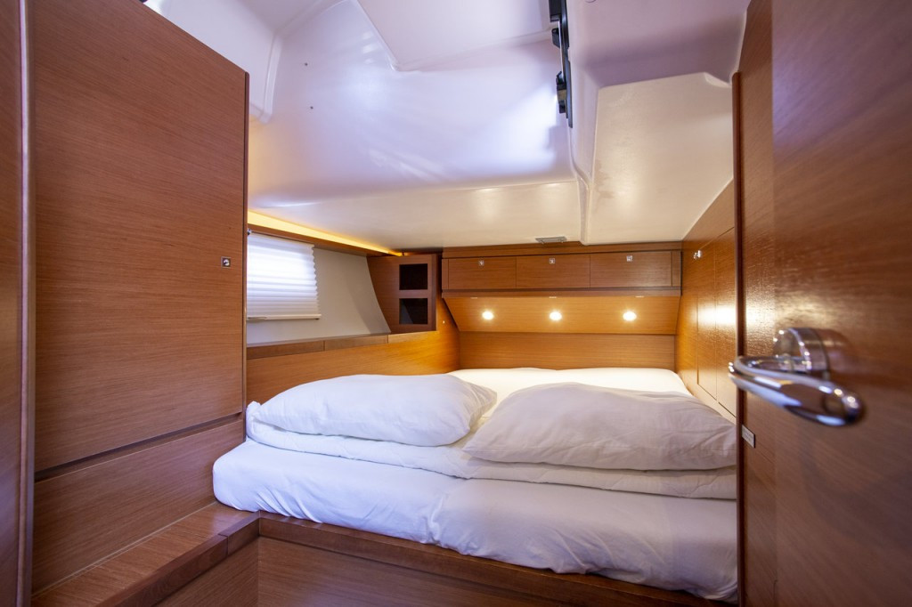 Yacht DUFOUR - 520 Grand Large "Nerthag"