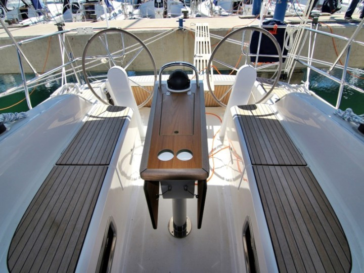 Yacht BAVARIA - Cruiser 34 "Vita"