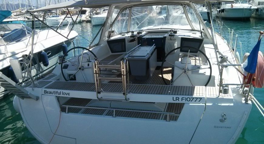 Yacht BENETEAU - Oceanis 45 "Beautiful Love"