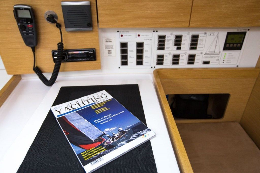 Yacht ELAN - 444 Impression "Živa"