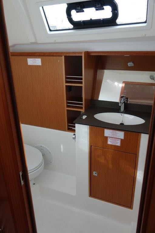 Yacht BAVARIA - Cruiser 41 "Oberon"