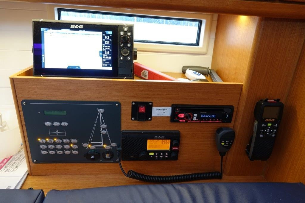 Yacht BAVARIA - Cruiser 46 "Dione"