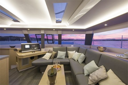 Yacht FOUNTAINE PAJOT - Saba 50 "Lingaro"