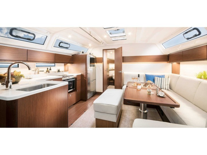 Yacht BAVARIA - Cruiser 46 Style "Elea"