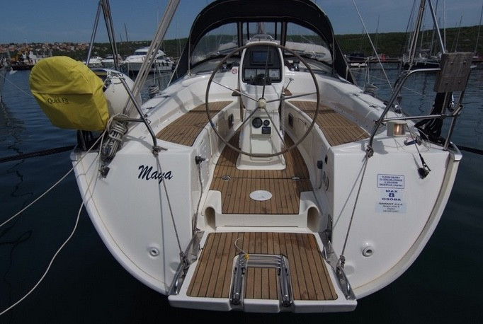 Yacht BAVARIA - 38 Cruiser "Maya"