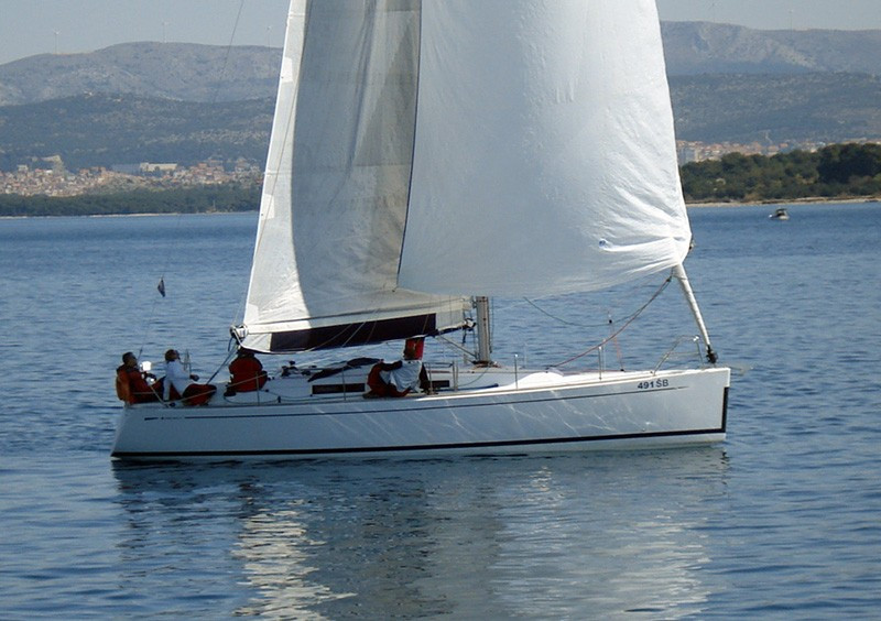 Yacht GRAND SOLEIL - 37 "Sportski vuk"
