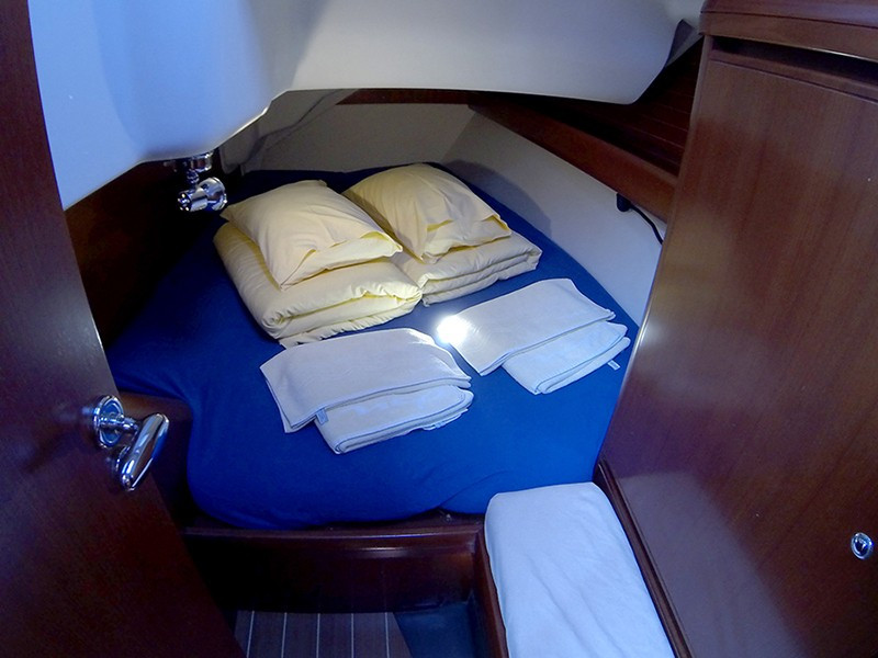 Yacht GRAND SOLEIL - 37 "Sportski vuk"