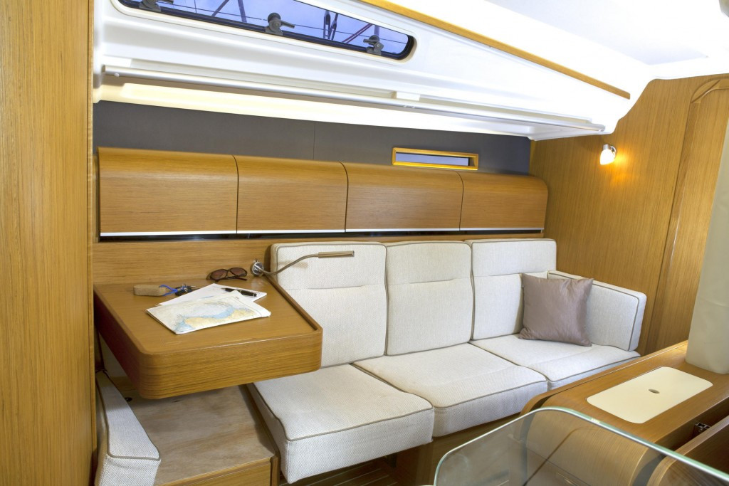 Yacht DEHLER - 38 "Blue Chip"