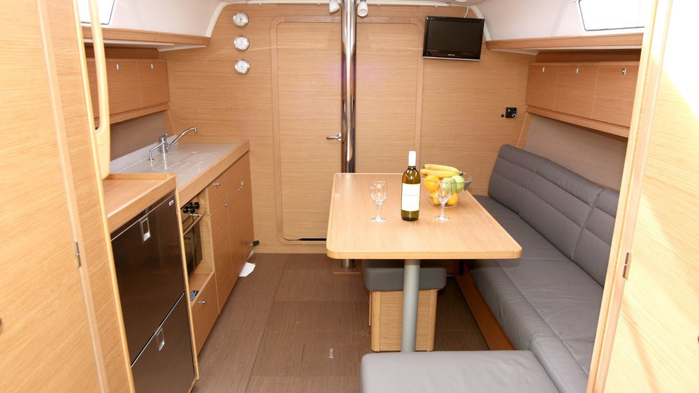 Yacht DUFOUR - 382 Grand Large "Lia"