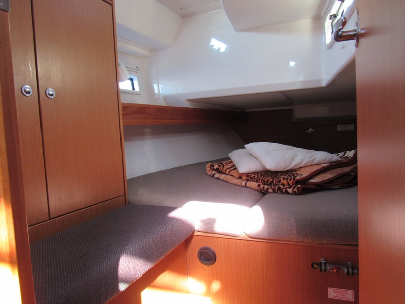 Yacht BAVARIA - Cruiser 40 "Orca"