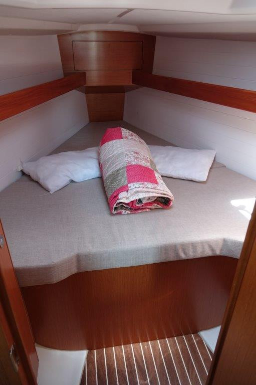 Yacht BAVARIA - Cruiser 34 "Nashira"