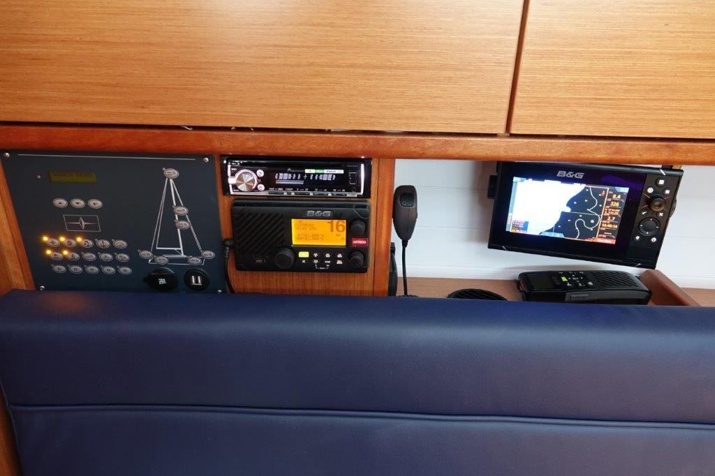 Yacht BAVARIA - Cruiser 34 "Nashira"