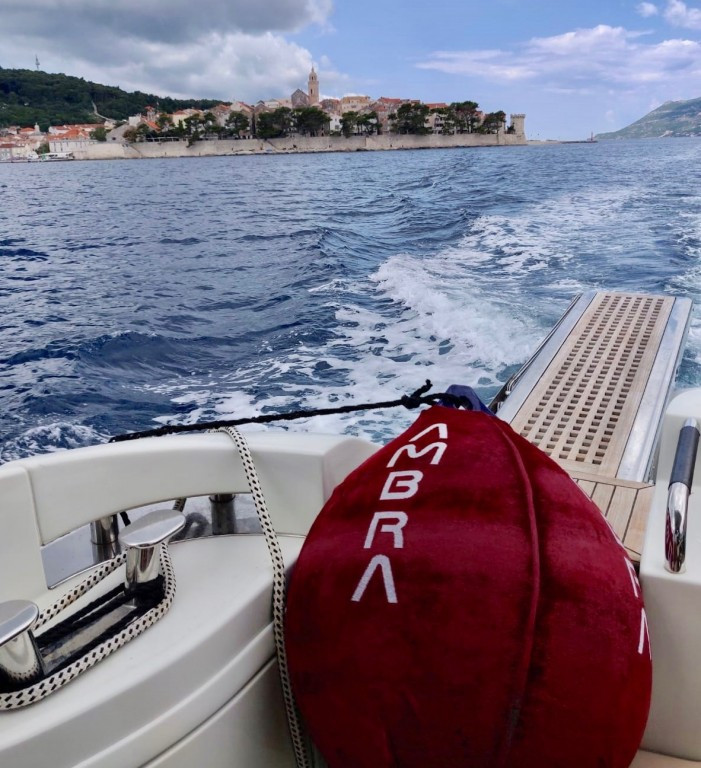 Yacht AZIMUT - 43 S "Ambra"