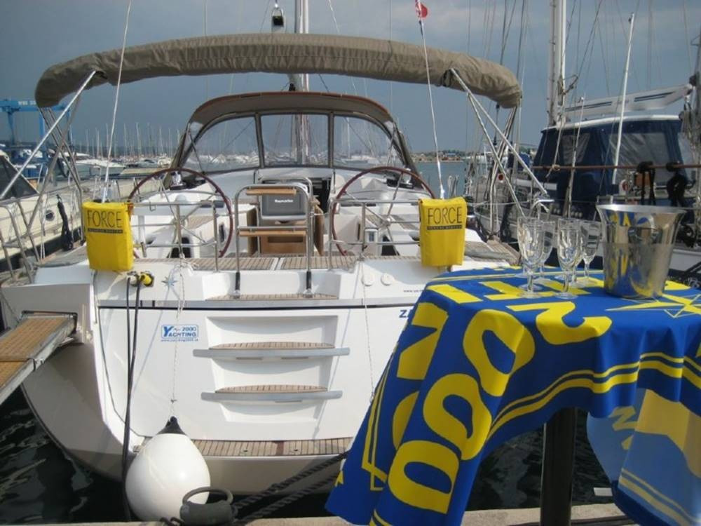 Yacht JEANNEAU - 57 "Champagne"