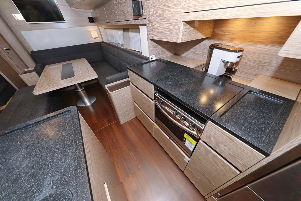 Yacht HANSE - 548 "Simply The Best"