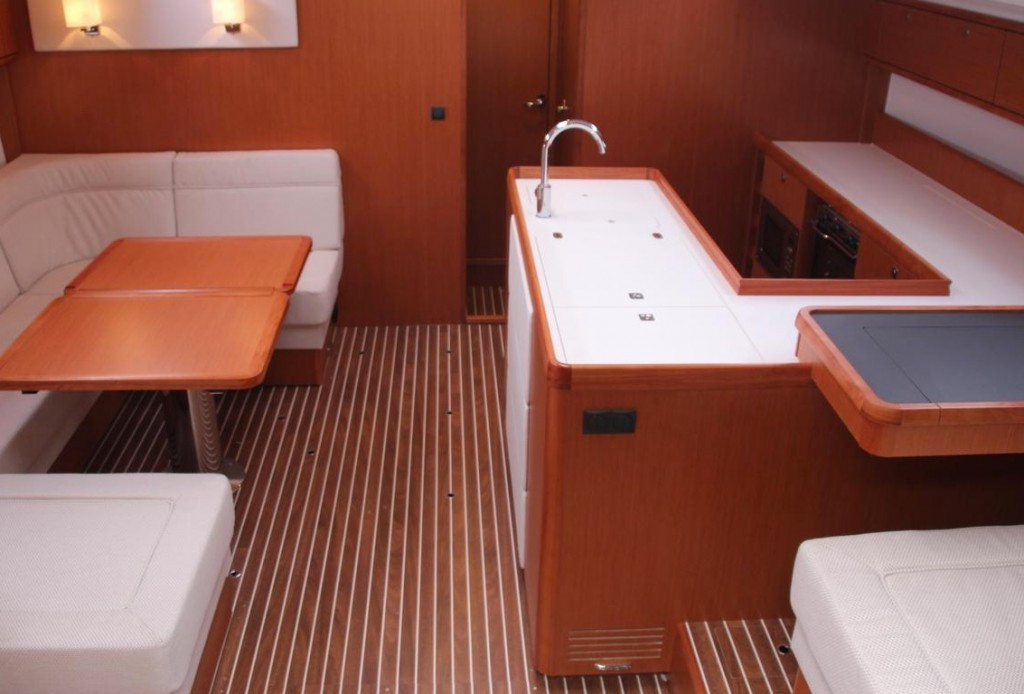 Yacht BAVARIA - Cruiser 56 "Fat Boy"