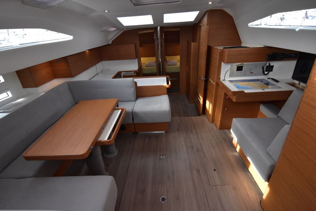 Yacht ELAN - Impression 50 "Cupcake"