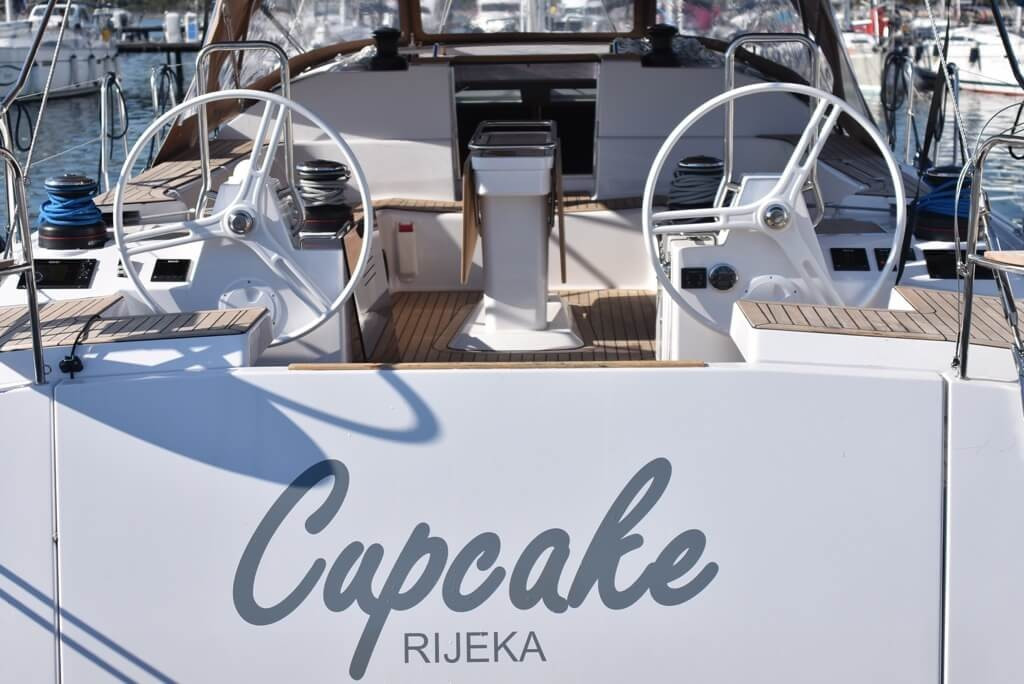 Yacht ELAN - Impression 50 "Cupcake"