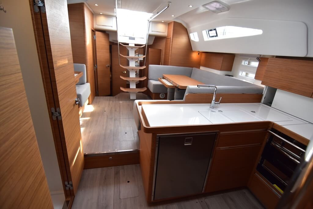 Yacht ELAN - Impression 50 "Cupcake"