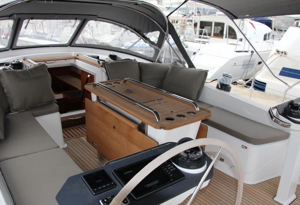 Yacht BAVARIA - Cruiser 56 "Fat Boy"