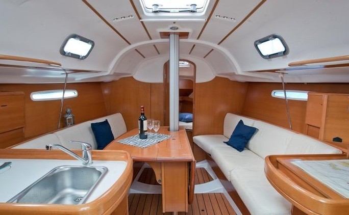 Yacht BENETEAU - First 31.7 "Ruta"
