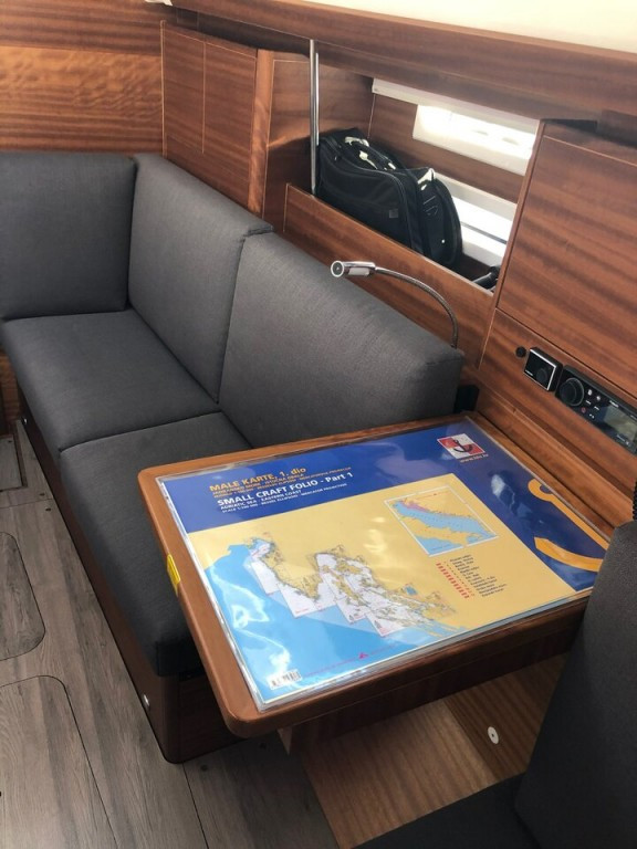 Yacht ELAN - Impression 40.1 "Blu"