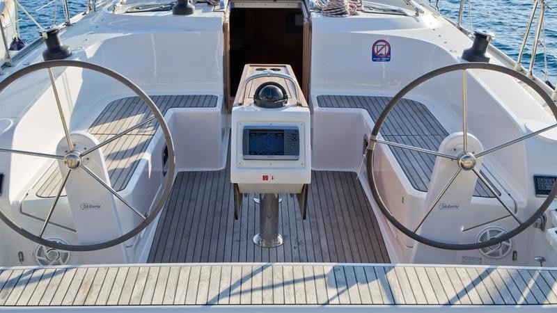 Yacht BAVARIA - Cruiser 46 "Dea"