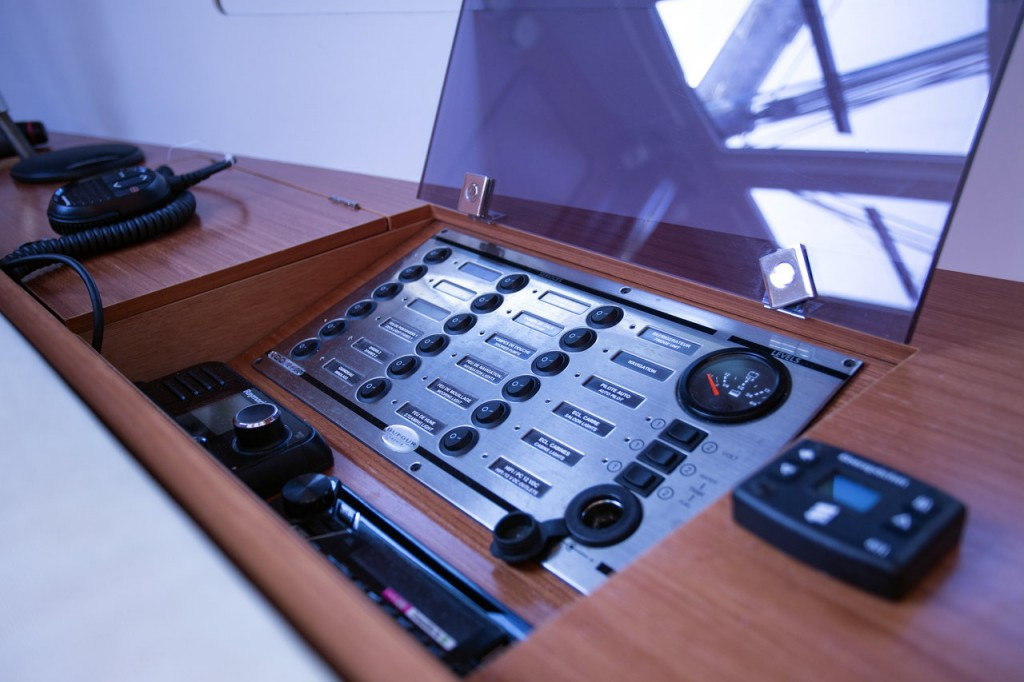 Yacht DUFOUR - 412 Grand Large "Eva"