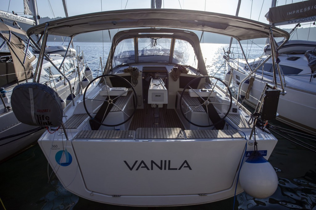 Yacht DUFOUR - 360 Grand Large "Vanila"