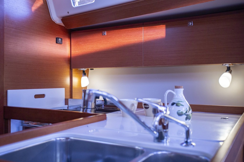 Yacht DUFOUR - 360 Grand Large "Vanila"