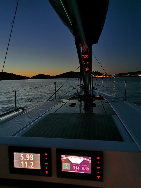 Yacht ELAN - E5 performance "Elaya"