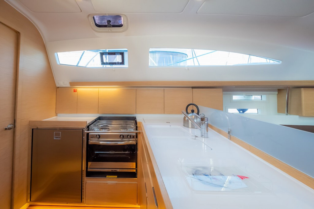 Yacht ELAN - Impression 45 "Amiya"