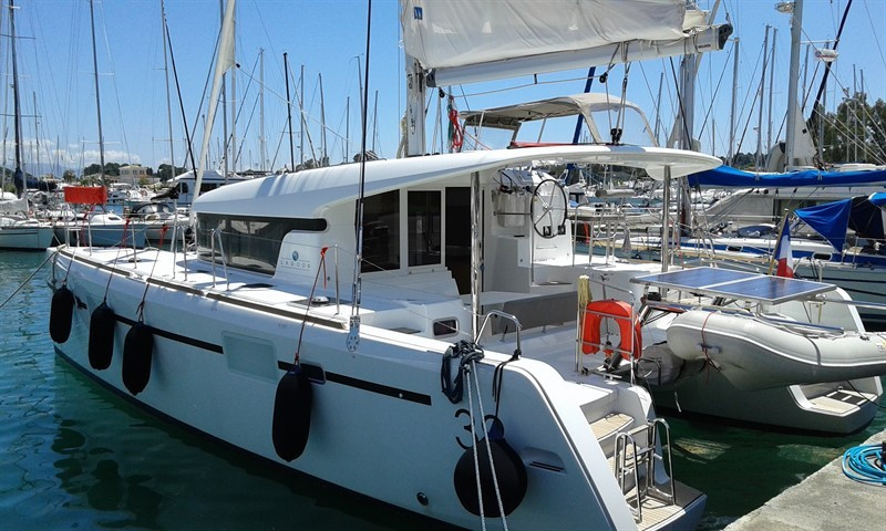 Yacht LAGOON - 39 "Le Grand Bleu"