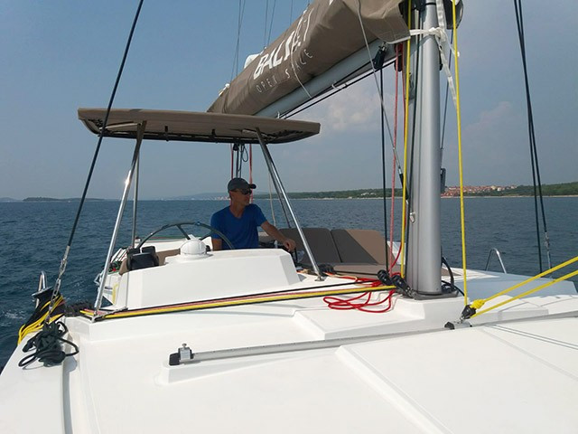 Yacht CATANA - Bali 4.1 "Sjohus"