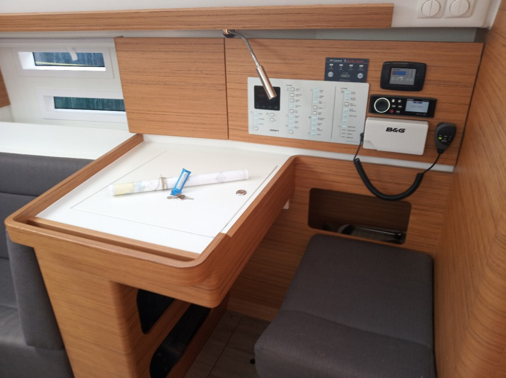 Yacht ELAN - Impression 45 "No Limits"