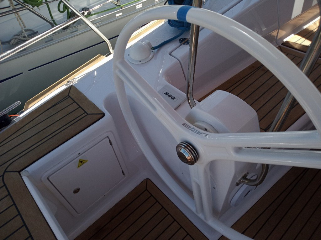 Yacht ELAN - Impression 45 "No Limits"