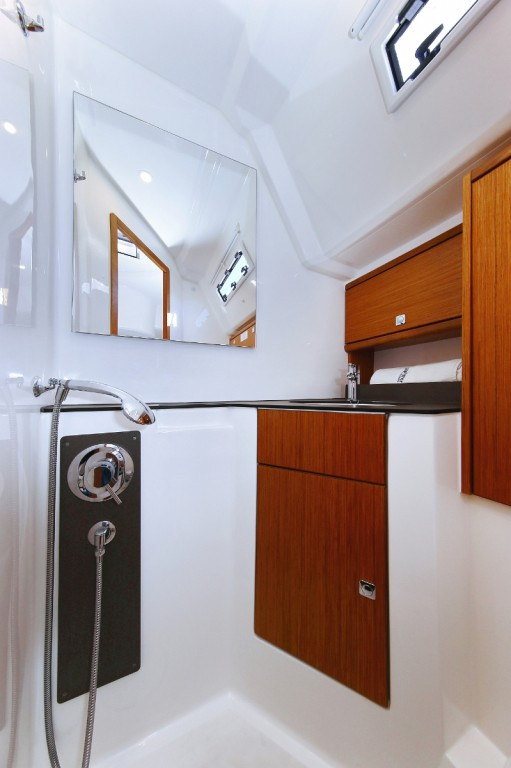 Yacht BAVARIA - Cruiser 46 "Viribus Unitis"