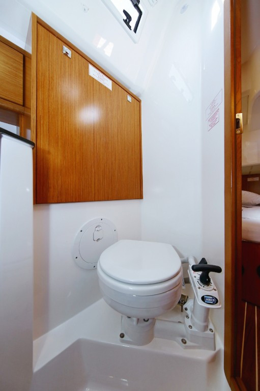 Yacht BAVARIA - Cruiser 46 "Viribus Unitis"