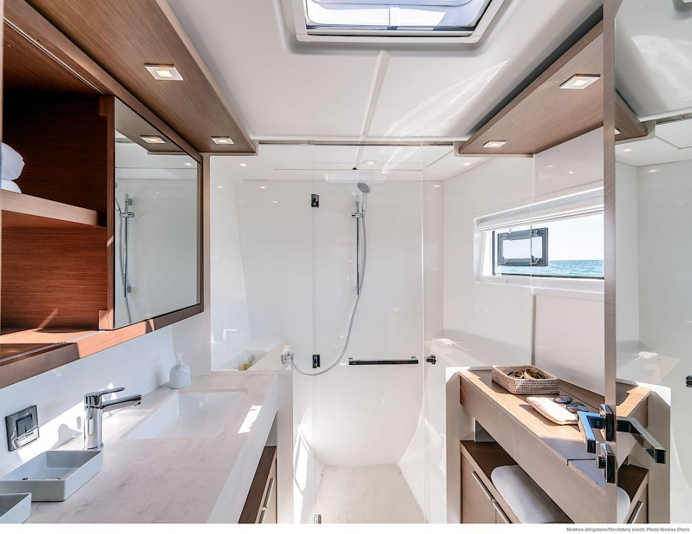 Yacht LAGOON - 46 "Forever Young"