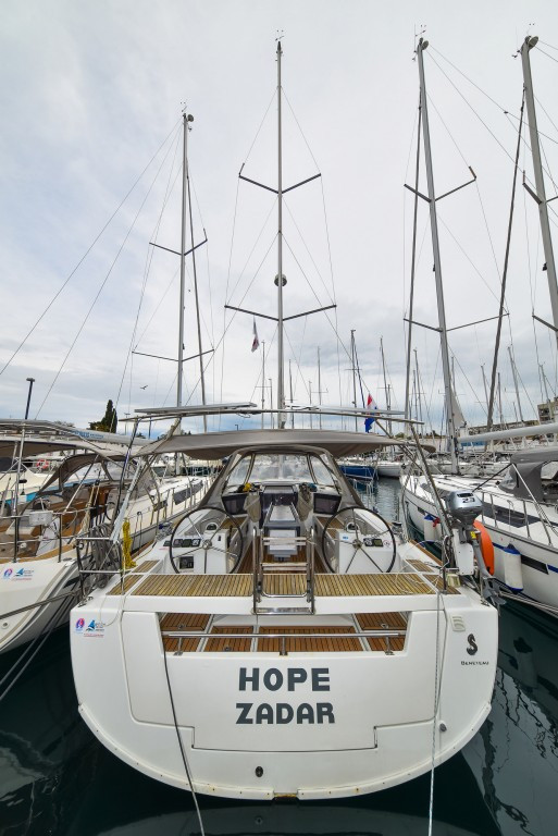 Yacht BENETEAU - Oceanis 41 "Hope"