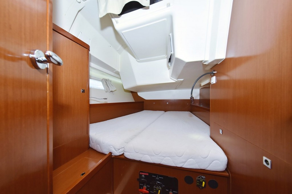 Yacht BENETEAU - Oceanis 41 "Hope"