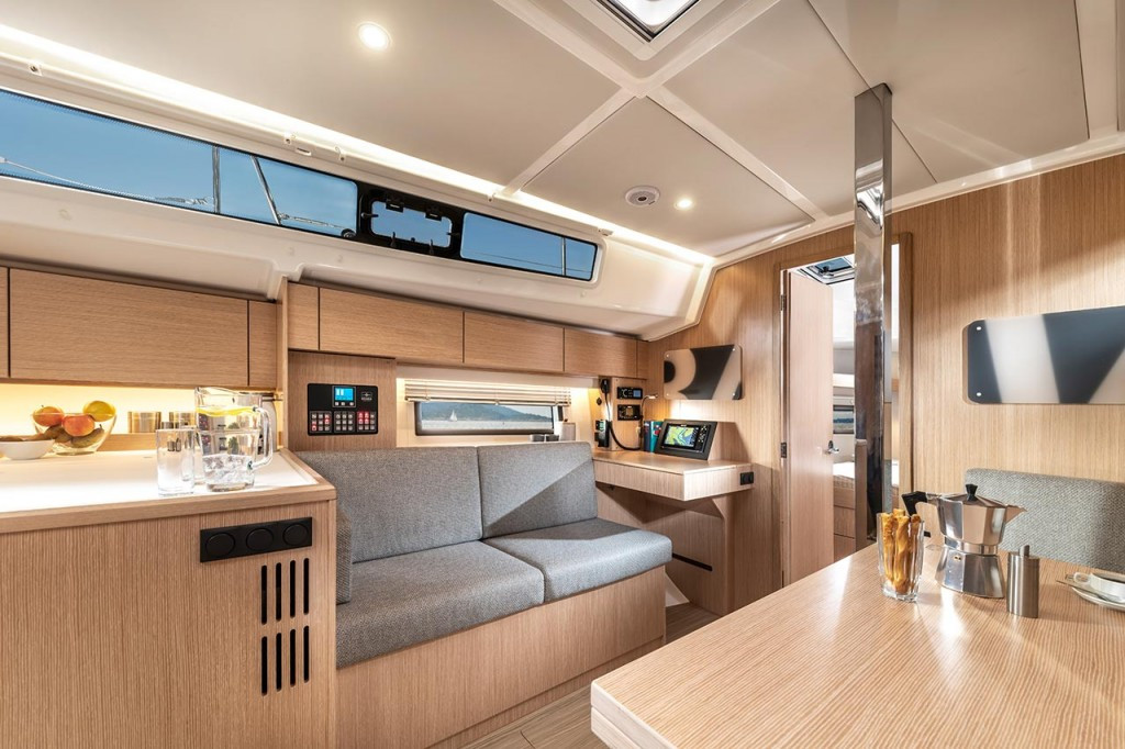 Yacht BAVARIA - C42 Style "Leya"