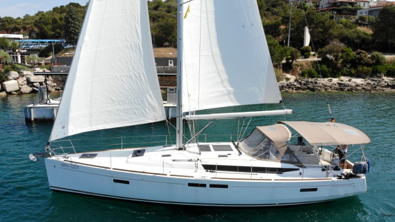 Yacht JEANNEAU - Sun Odyssey 479 "Vencel"