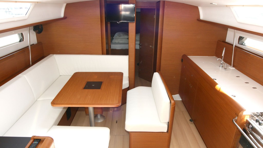 Yacht JEANNEAU - Sun Odyssey 479 "Vencel"