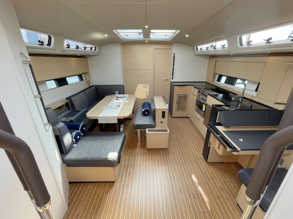 Yacht HANSE - 460 "Venus"