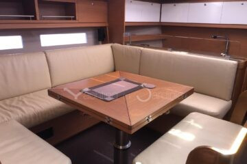 Yacht DUFOUR - 56 Exclusive "Silente"