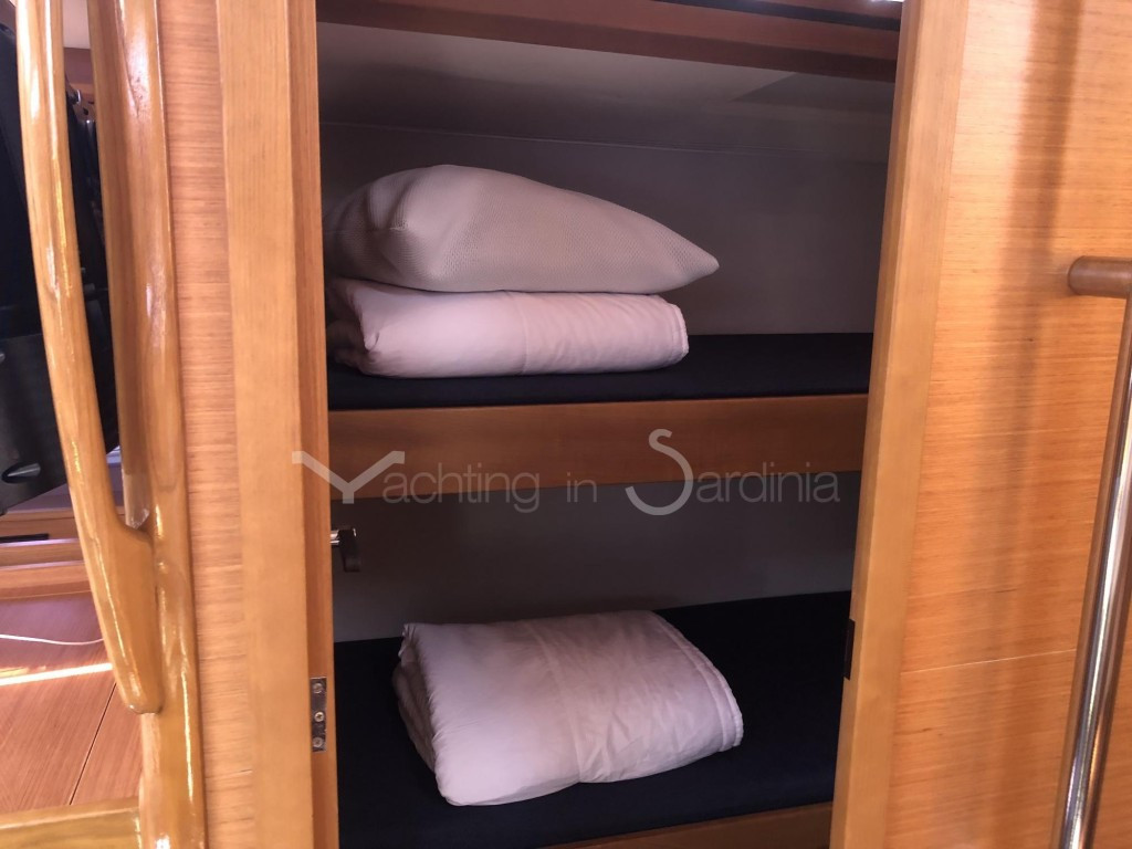 Yacht DUFOUR - 56 Exclusive "Silente"